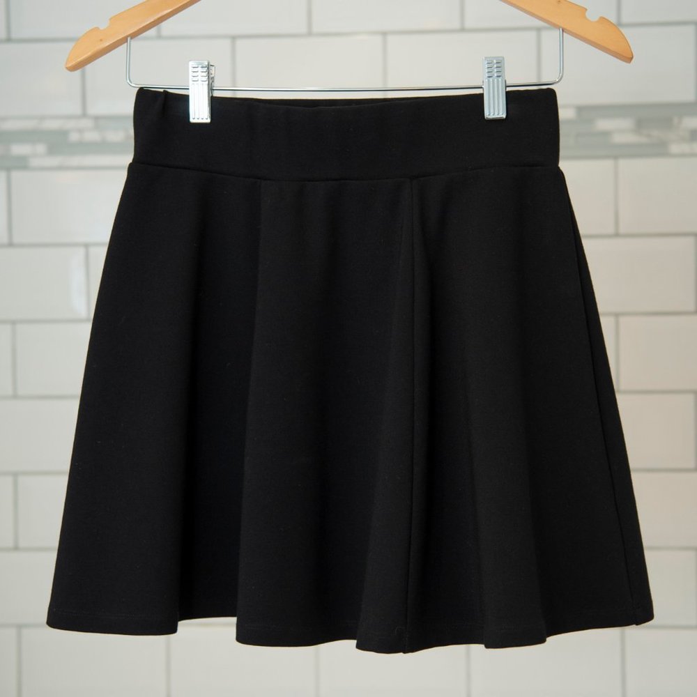 Black flare Mini Skirt